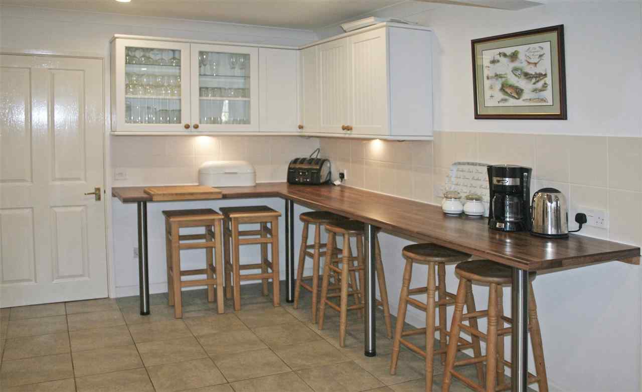 resized-2349823-Criddlestyle Cottage Kitchen.jpg